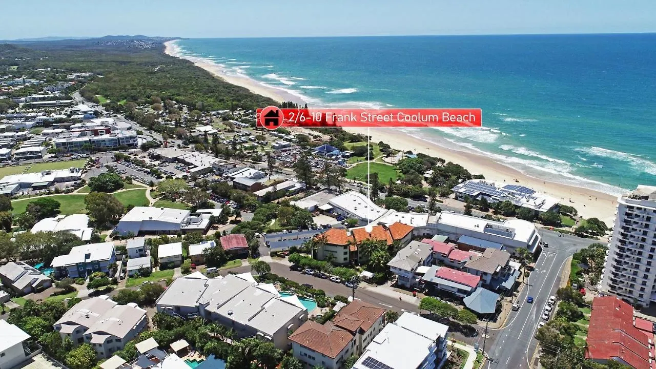 Lucaya Coolum Beach